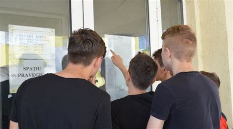 Elevii care sunt nemulţumiţi de rezultatele la evaluare naţională 2021 pot depune contestaţii marţi 29 iunie, începând cu ora 16:00 şi până la ora 19:00 şi miercuri, 30 iunie, între orele 8:00 şi 12:00. Rezultate contestatii 2018 Cluj Evaluare Nationala ...