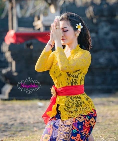 kebaya bali wanita wanita bergaya gadis cantik asia