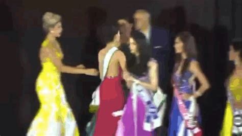 Beauty Queen Rips Tiara Off Winner S Head Says She S Not Sorry