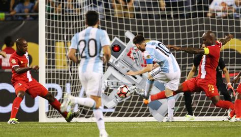 In anticipation of his debut ep, 'almost famous,' new york's lionel da vinci stopped by in this exclusive interview to chop it up about everything from growing up on classic soul music to what keeps him going on those inevitably rough days. Copa America: Da Vinci with Brilliant Save on Messi ...