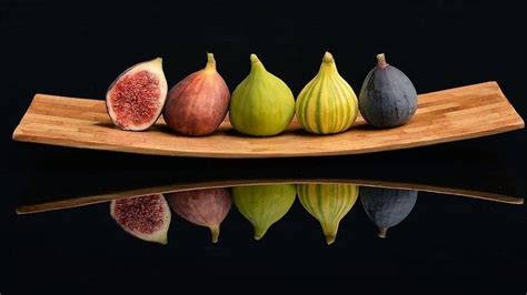Recipes For Fresh Figs In Season California Figs In Midst Of Fresh