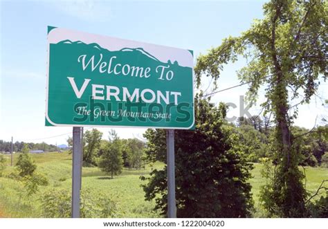 Welcome Sign Vermont State Line Stock Photo Edit Now 1222004020
