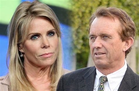 Robert F Kennedy Jr Cheryl Hines Marriage Miserable Wife In Camelot Hell After Cheating Claims
