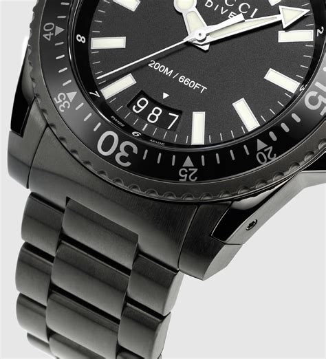 Gucci Leather Ya136205 Mens Dive Date Bracelet Strap Watch In Black