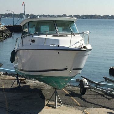Check spelling or type a new query. Seaswirl Striper 2600 Sport Cabin 2000 for sale for ...
