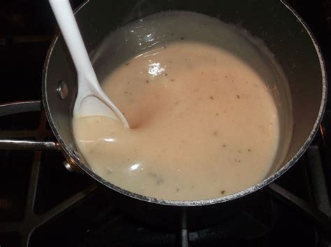 Homemade cream of chicken soup ingredients: Homemade Cream of Chicken Soup: Dairy-free, Gluten-free ...