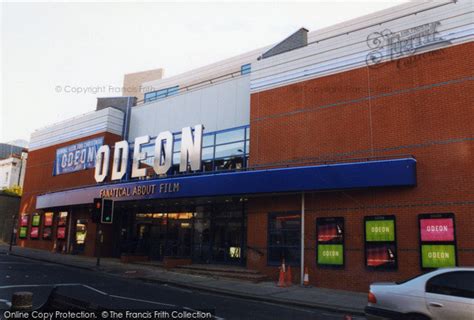 Photo Of Epsom Odeon Upper High Street 2005