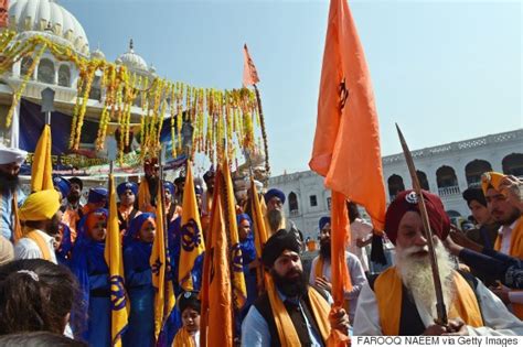 Sikhs Celebrate Vaisakhi 2015 Huffpost Religion