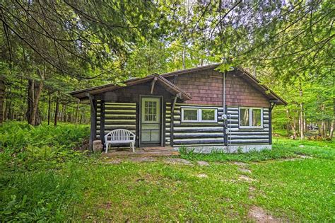 Looking for a cheap car rental in lake moomaw? NEW! Secluded Family Cabin