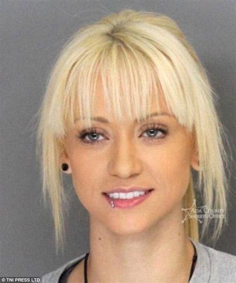 Female Felons Who Look Hot In Their Mugshots Daily Mail Online
