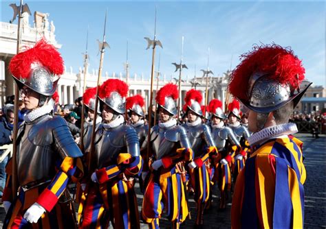 Papal Swiss Guard keep cool heads with 3-D helmets