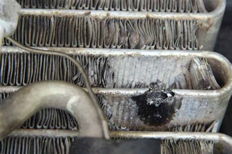 Freon Leaks Repair Hazards Of Ac Refrigerant Leaks Kitchen Services
