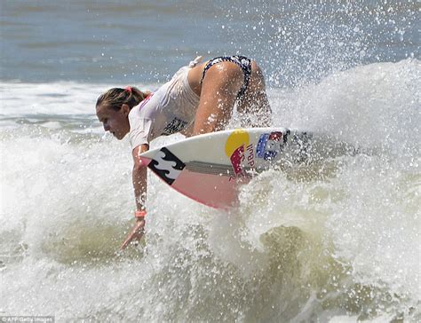 Worlds Top Female Surf Stars Set To Drop In On Cronulla As Part Of