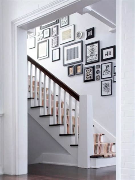 32 White Wall And Picture Frames In Hallway Decorating Ideas