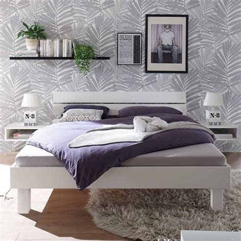 Es ist in einem gebrauchten zustand mit abgeplatzten farbstellen. Buchenholz Bett in Weiß lackiert - 5 Größen 90x200 bis ...
