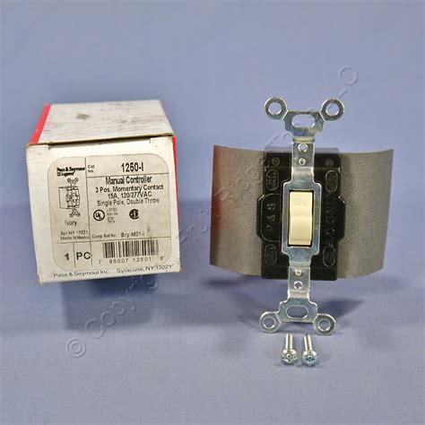 New Pass And Seymour Ivory Spdt Double Throw Momentary Contact Switch