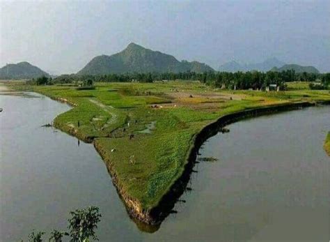 There Is A Place In Bongaigaon Assam Where River Champawati Meets Brahmaputra And D Scene