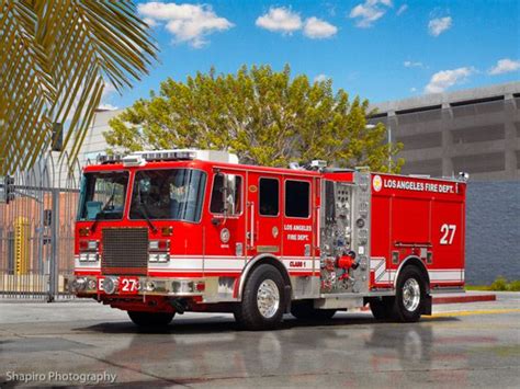 Lafd Engine 27 Kme Fire Trucks Fire Trucks Pictures Los Angeles