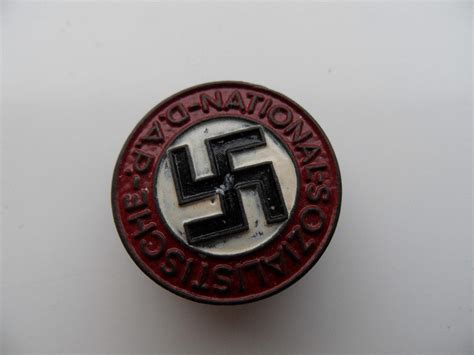 Nsdap ble stiftet i münchen 24. Nsdap parteiabzeichen RZM M1/42