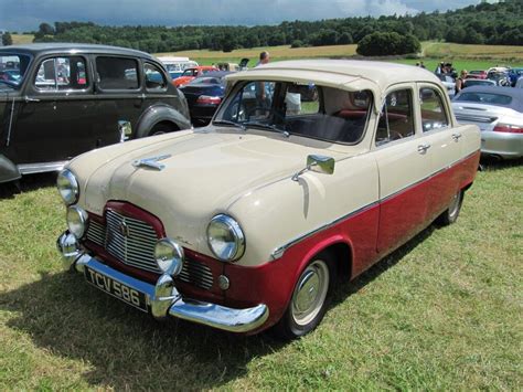 19551 56 Ford Zephyr 6 At Sherborne Castle 2016 Classic Car Show Car