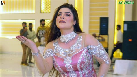 Meri Lagdi Kisse Na Vekhi Chahat Baloch Mujra Dance Performance 2022