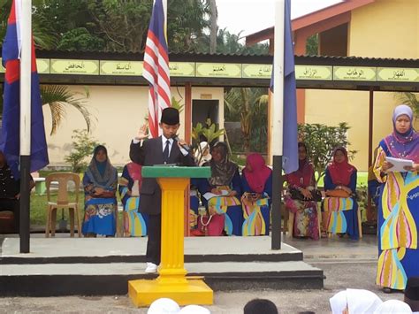 Sekiranya karangan di atas dijawab untuk soalan bahagian b dimensi masyarakat atau dimensi sesuai tambah satu isi lagi. Pusat Sumber Sekolah Kebangsaan Pintas Raya: AKTIVITI ...