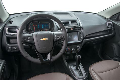 Chevrolet Cobalt Elite 18 2018 Chega Com Uma Pegada Mais Familiar