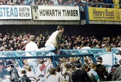What happened at the Hillsborough Disaster? Footage of the day | Metro News