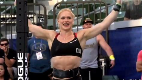 Sara Sigmundsdottir Perseverance Girls Gym Workout Motivation 💪