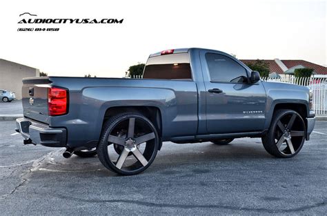 2015 Chevy Silverado On 28s