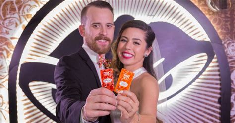 Looking For A Unique Wedding Venue Get Married In Taco Bells Flagship Las Vegas Cantina