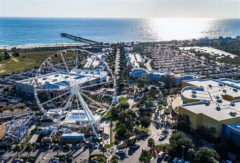 Featuring a private pool, the apartment is in an area where guests can engage. The Best Things To Do In Panama City Beach With Your ...