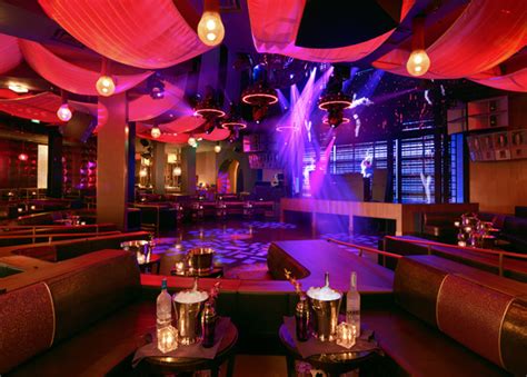 Encore beach club in las vegas is reopening and labeling itself as ebc pool. Top 10 Nightclubs in Las Vegas - Travelivery®