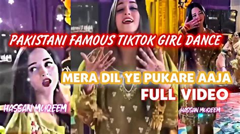 Famous Pakistani Tiktoker Ayesha Mano Viral Dance Mera Dil Ye Pukare Aaja Bheega Bheega Hai