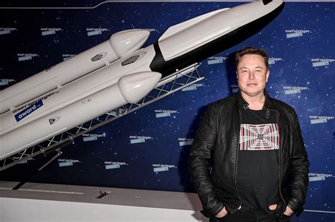 Elon Musks Starlink Wants To Connect Vehicles To Internet