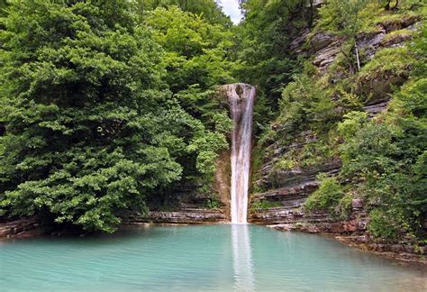 Erfelek Tatlıca Waterfalls Private Istanbul Tours
