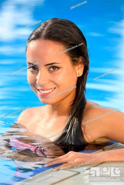 Young Woman Half Portrait Bikini Pool Edge Outdoor Swimming Pool