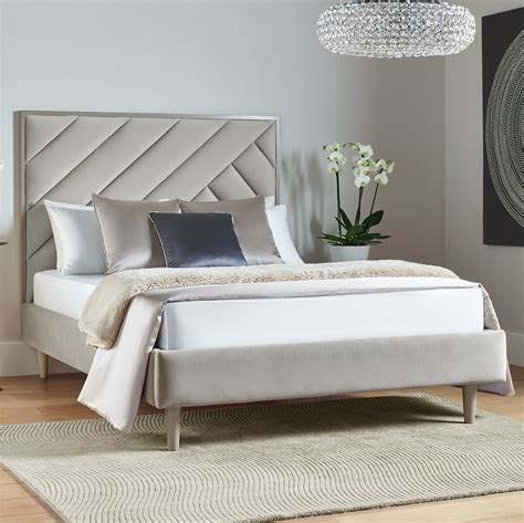 Upholstered Beds Headboards And Interiors