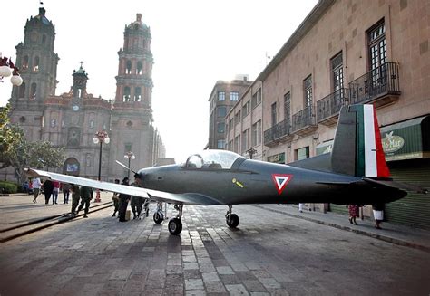 Hoy Se Celebra El Día De La Fuerza Aérea Mexicana La Roja