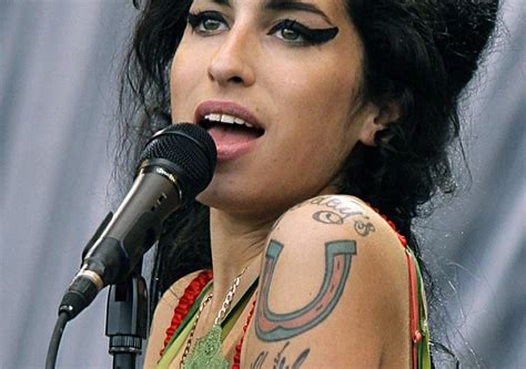 Amy winehouse — stronger than me (later with jools holland, london (frank and back to black 2006). Inside Amy Winehouse's Downward Spiral and Tragic Death ...