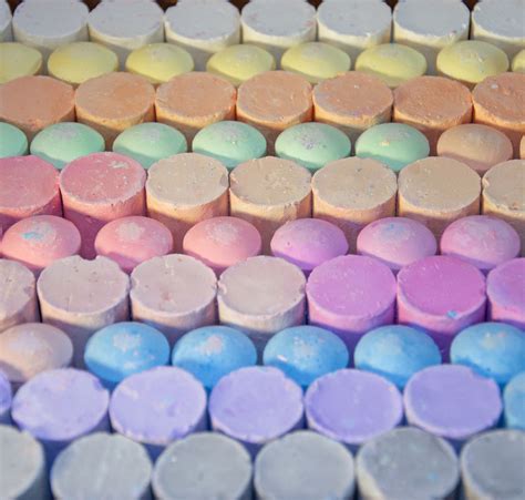 Jumbo Sidewalk Chalk 100 Pieces Tapered Diameter Prevents Rolling