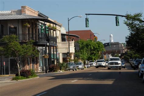 17 Towns In Louisiana With The Best Most Charming Main Streets