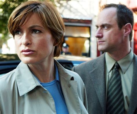 17 Times Olivia Bensons Hair Was The True Star Of Law And Order Svu