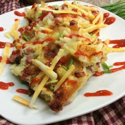Cook time varies per brand, and how hot the waffle iron gets. Ham And Cheese Hash Brown Waffles | RecipeLion.com