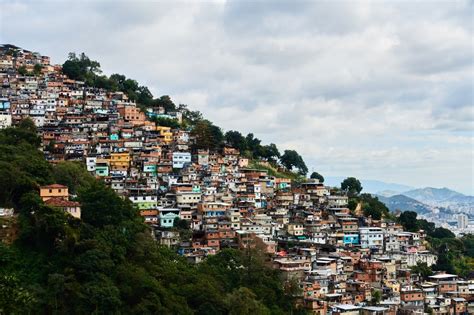 Uma Nova Voz Para As Comunidades Nasce O Conselho De Favelas
