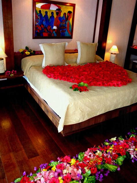 20 Valentine Bedroom Decoration Ideas