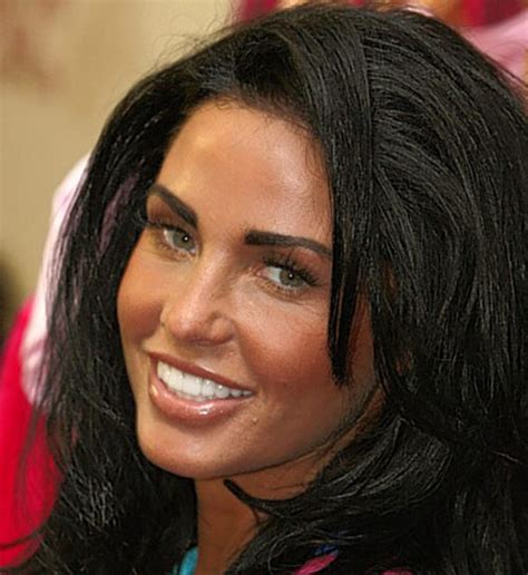 Katie Price Setting Up Glamour Model Agency To Help Young Girls Follow