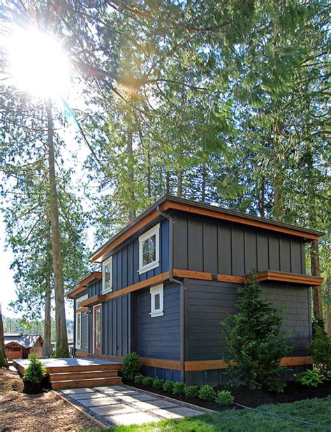 Discover more home ideas at the home depot. 40 Exterior Paint Color Ideas For Mobile Homes | Cottage ...