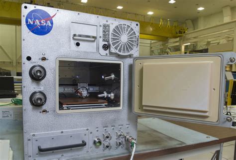 Picture Of The Nasa 3d Printer On The Iss 3dprinting