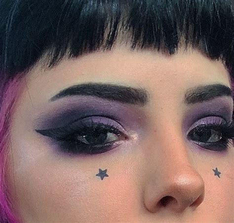 Pin By 𝔥𝔞𝔫𝔫𝔞𝔥 On Makeup In 2019 Grunge Makeup Goth Makeup Gothic Makeup